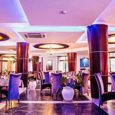 Peninsula Hotel Dár Al-Szalám Kültér fotó