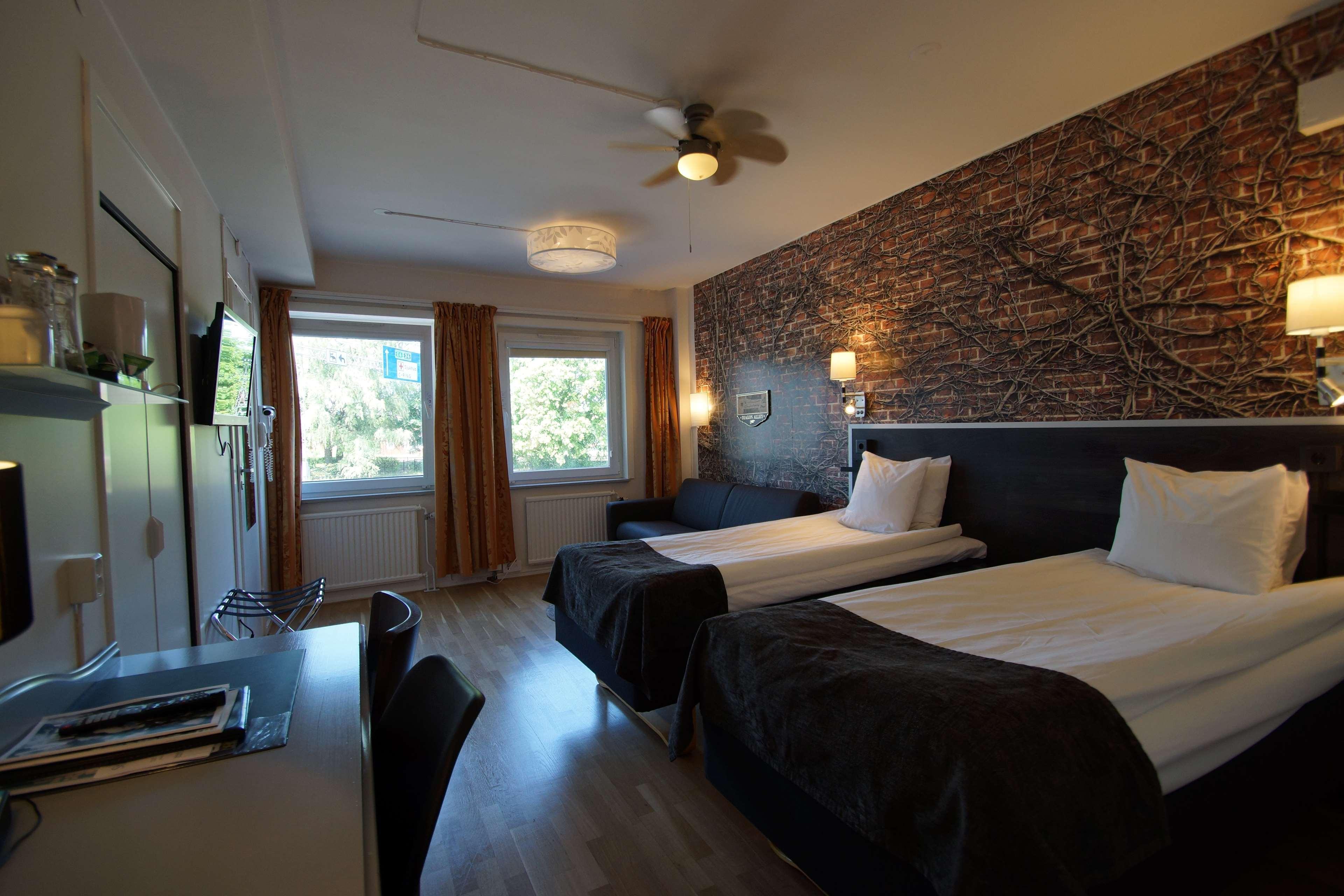 Peninsula Hotel Dár Al-Szalám Kültér fotó