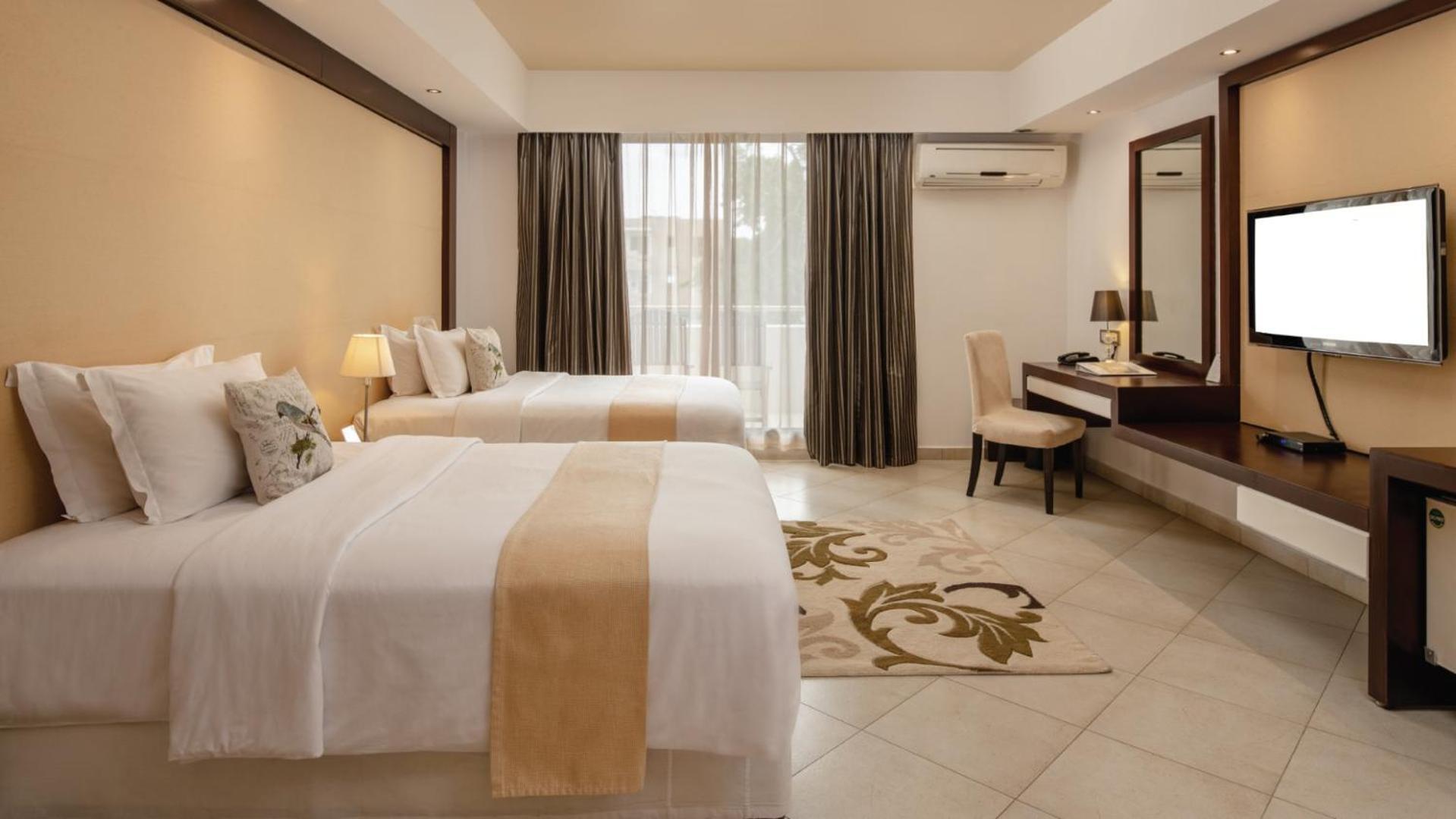 Peninsula Hotel Dár Al-Szalám Kültér fotó