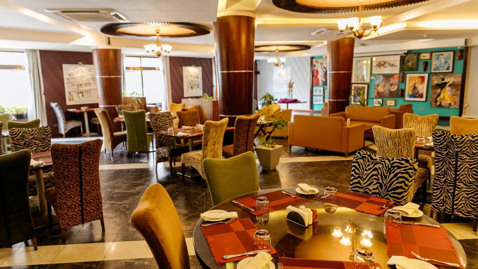 Peninsula Hotel Dár Al-Szalám Kültér fotó