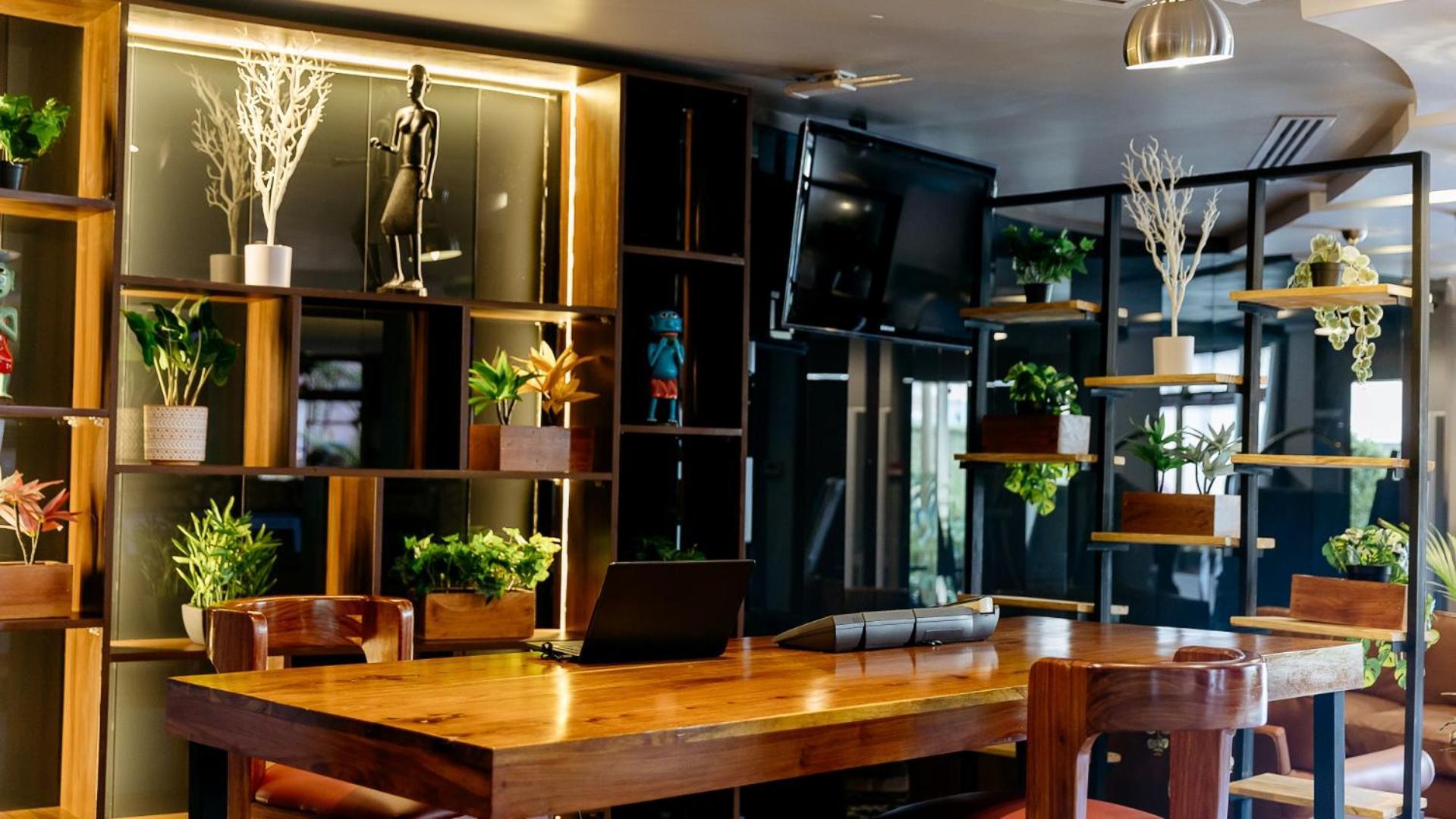 Peninsula Hotel Dár Al-Szalám Kültér fotó